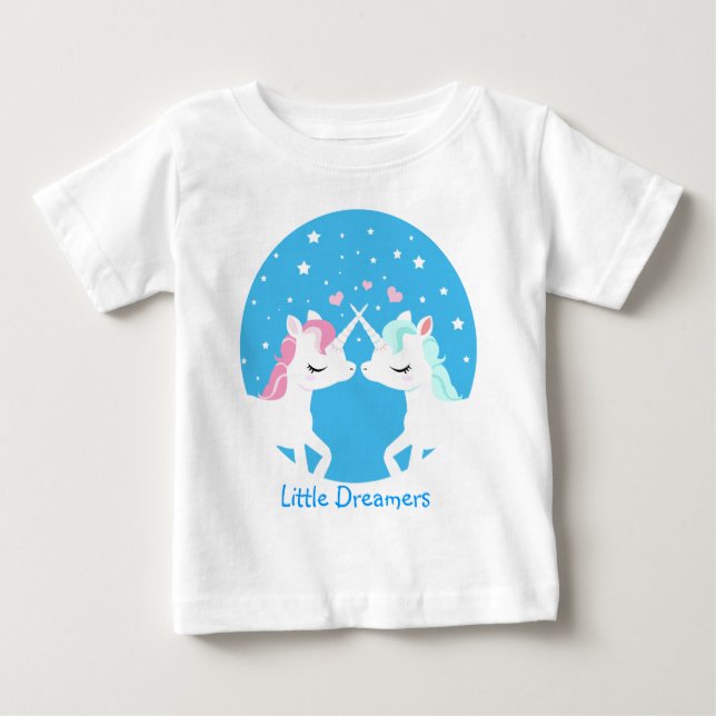 Unicorn i kärlek-skjortans anpassade t-shirt (Framsida)