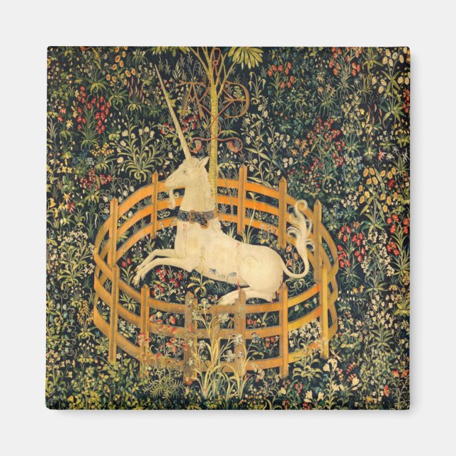 Unicorn in Captivity Magnet (Framsidan)