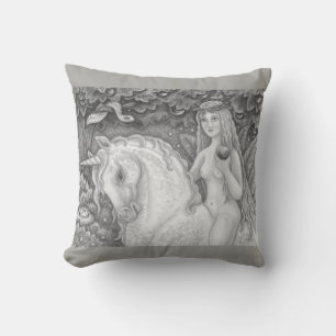 Unicorn in the Garden of Eden KVÄLL PILLOW Fantasy Kudde