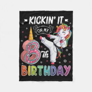 Unicorn Karate 8:e födelsedagen Åtta 8 års gammal Fleecefilt