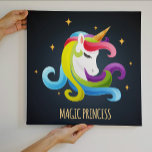 Unicorn Magic Princess Colorful Canvastryck<br><div class="desc">Den här designen har en strålande,  lätt färgad enmajs med gyllene horn med en bakgrund av stjärnor och den moderna typografin "Magic Princess" skriven i guld. En fantastisk gåva till henne. Visa de andra fantastiska produkterna i den här designen i vår butik.</div>