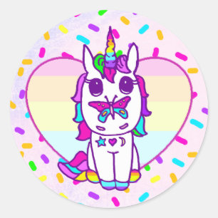 Unicorn med Butterfly på näsans regnbåge Runt Klistermärke