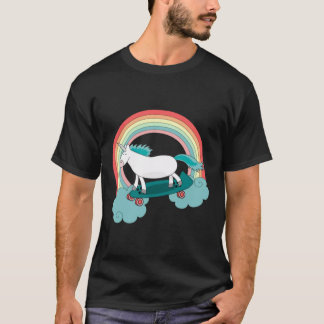 Unicorn med skateboarden tee