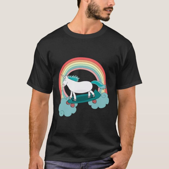 Unicorn med skateboarden tee shirt (Framsida)