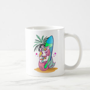 Unicorn med surfboard på stranden kaffemugg