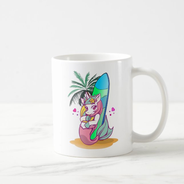 Unicorn med surfboard på stranden kaffemugg (Höger)