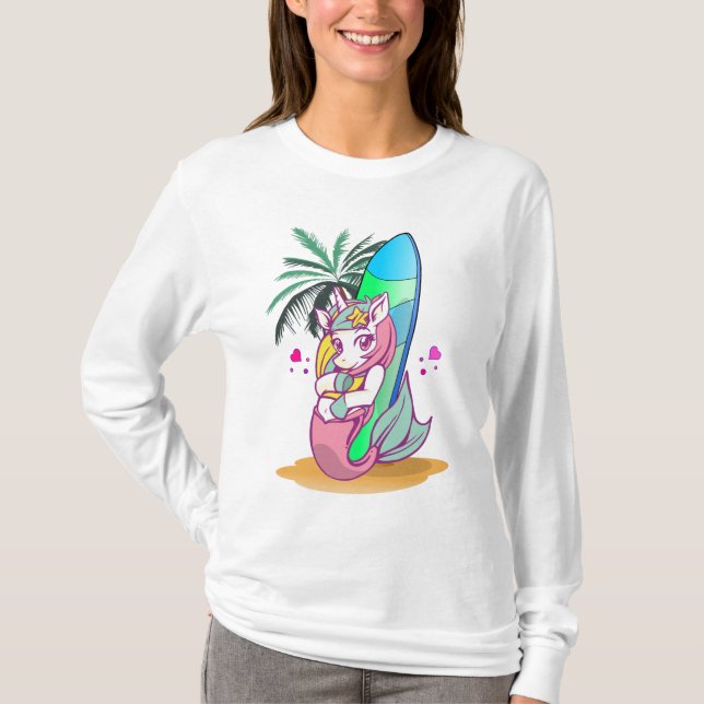 Unicorn med surfboard på stranden t shirt (Framsida)