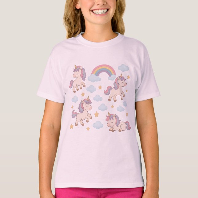 "Unicorn Önskemål & Rainbow Kisses" T Shirt (Framsida)