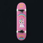 Unicorn på skateboard med personlig bildtexter<br><div class="desc">Unicorn på skateboard med personlig captions Unicorn Personlig Skateboard CLICK on PERSONALIZE MMPLATE OPTION AND Enter the NAMN. du kan också anpassningsbar annan bildtext. Skateboard för coola designad med levande färg och för bakgrunden och en funky som förenar en skateboard. Skateboard ger en underbar gåva till en enhörning av älskare....</div>