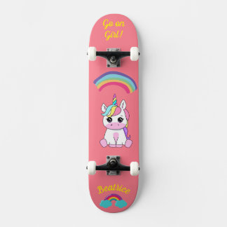 Unicorn på skateboard med personlig bildtexter