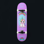 Unicorn på skateboard med personlig bildtexter<br><div class="desc">Unicorn på skateboard med personlig captions Unicorn Personlig Skateboard CLICK on PERSONALIZE MMPLATE OPTION AND Enter the NAMN. du kan också anpassningsbar annan bildtext. Skateboard för coola designad med levande färg och för bakgrunden och en funky som förenar en skateboard. Skateboard ger en underbar gåva till en enhörning av älskare....</div>