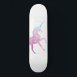 Unicorn Skateboard med Anpassningsbar Crystal stru<br><div class="desc">Unicorn Skateboard med anpassningsbar kristaller struktur. Ladda upp din egen enmajsbakgrund!</div>