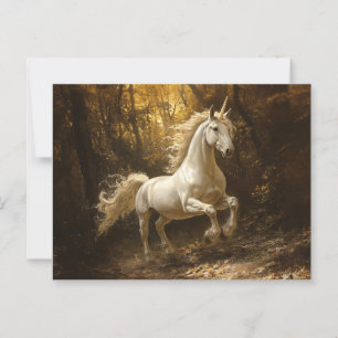 Unicorn som färdas genom skogsmålning vykort