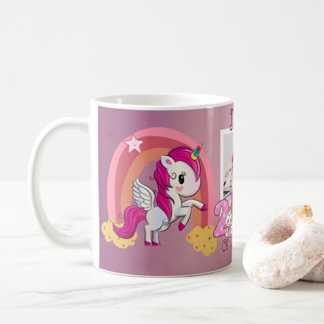 Unicorn-Thated 2nd Birthday Party Mugg Souvenir (Med munk)