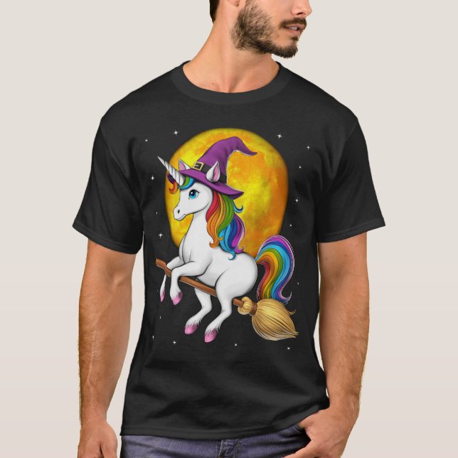 Unicorn Witch Riding Broom T Shirt (Framsida)