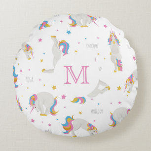 Unicorn yoga-roligt leende vit, vit, vismisk monog rund kudde