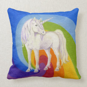 Unicornen med regnbågen kvadrerar kudder kudde