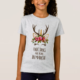 Unicorns är den bördiga mars. Födelsedaggåva. Tee