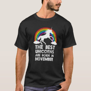 UNICORNS ÄR FÖDDA I NOVEMBER Birthday Rainbow T Shirt