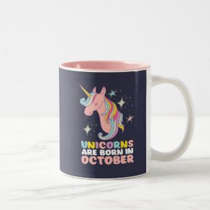 Unicorns föds upp i oktober. Två-Tonad mugg