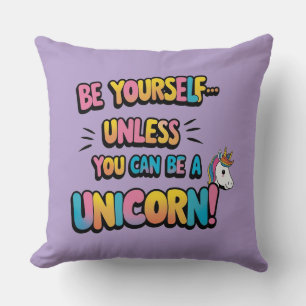 Unicorns över allt kudde
