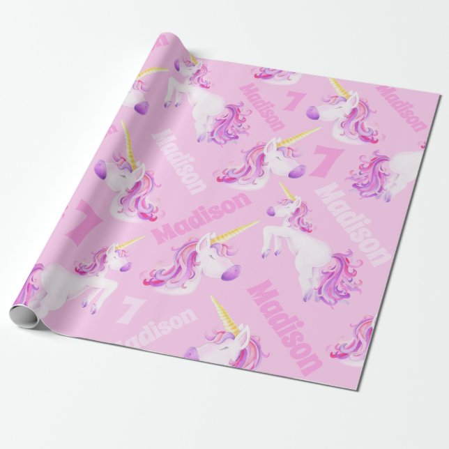 Unicorns rosa lila personlig namn och ålder 7 år presentpapper (Utrullad)