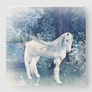 unicornskogdrömmen tar tid på fyrkantig klocka