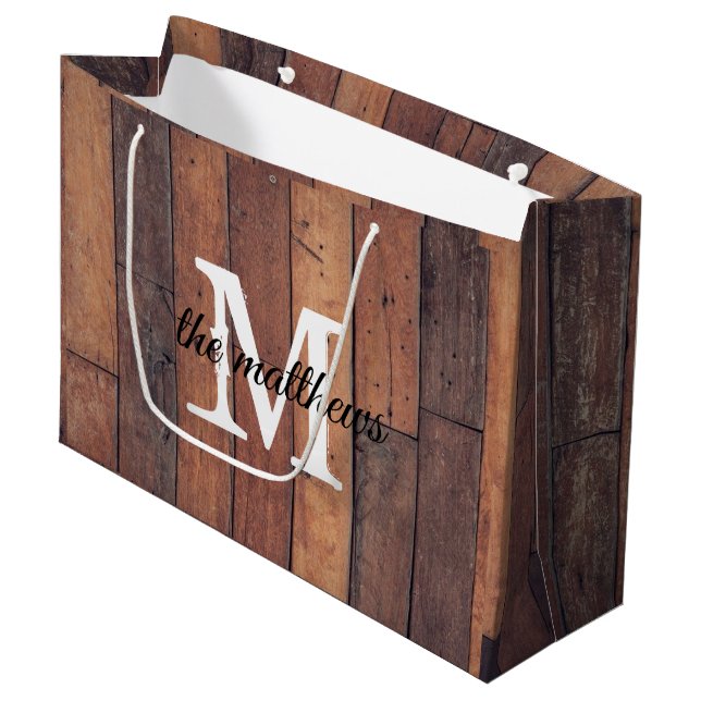 Unik barn av Rustic Wooden Monogram Farmhouse (Framsidan Vinklad)