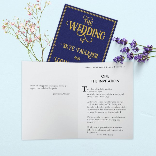 Unik, blå inbjudan med Bok-Guld-bröllop (Folded book invitation with blue cover.)