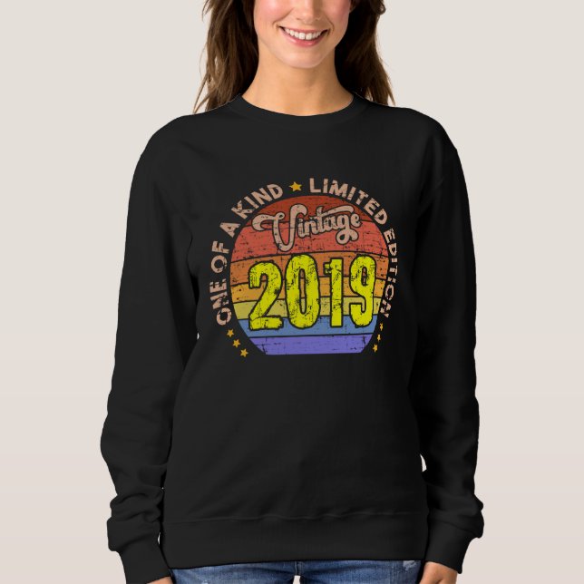 Unik och av årgång 2019 t shirt (Framsida)