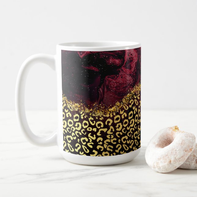 Unika leopardspatter i Burgundy Kaffemugg (Med munk)