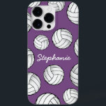 Unikt eget namn - Lila för volleyball<br><div class="desc">En coola iPhone pro max fodral med ett eget namn och en smatning av volleybollar mot en baksida av lilan i pastel.</div>