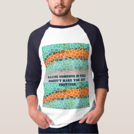 Unikt Färgrikt Triangelmönster & Citat T Shirt