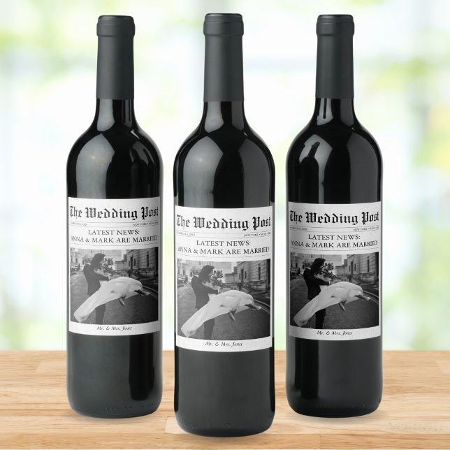 Unikt foto Bröllop i dagstidning Vinflaska Etikett (Newspaper Custom Wedding Wine Labels)