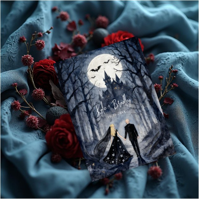 Unikt gotiskt skogbröllopsparet i spökande slott inbjudningar (Unique Gothic Forest Wedding Couple Haunted Castle Invitation Card Design.)