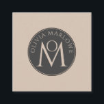 Unikt monogram-Telefonkort Fyrkantigt Visitkort<br><div class="desc">Ett enkelt unikt dekorativt monogram med staplad typografi i ett unikt format på ett fyrkantigt kort. För nätverk och nya bekantskap. Gör ett intryck med din egen typografiska logotyp. Använda den enkla designen verktyg om du vill ändra typsnitt eller färg i bakgrunden.</div>