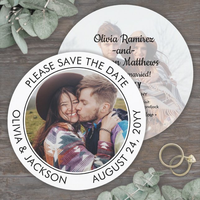 Unikt runt foto Modern Black and White Bröllop Spara Datumet (Skapare uppladdad)
