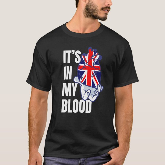 Union Jack Flagga Heart Blood Veins Hand Underbar  T Shirt (Framsida)