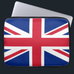 Union Jack Storbritanniens nationsflagga England Laptop Fodral<br><div class="desc">Union Jack, Kungliga Unionsflaggan eller Unionsflaggan är sedan 1606 Storbritanniens nationsflagga. Blått fält vari Andreaskorset i vit och rött, varpå Georgskorset i rött med vit bård och Patrickskorset i rött med vit bård. Denna bild har offentliggjorts av Storbritanniens regering och är därför i public domain. Bilden är i public domain...</div>