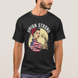 Unionens starka arbetsdag i Lycklig för kvinnor i T Shirt