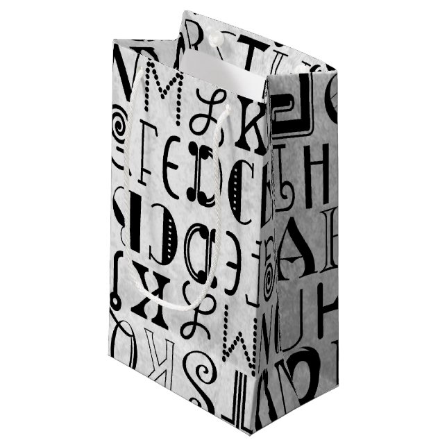Unisex Alphabet Typography Gift Bag (Framsidan Vinklad)