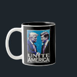 Unite America Iconic Trump Två-Tonad Mugg<br><div class="desc">Unite America Iconic Trump</div>