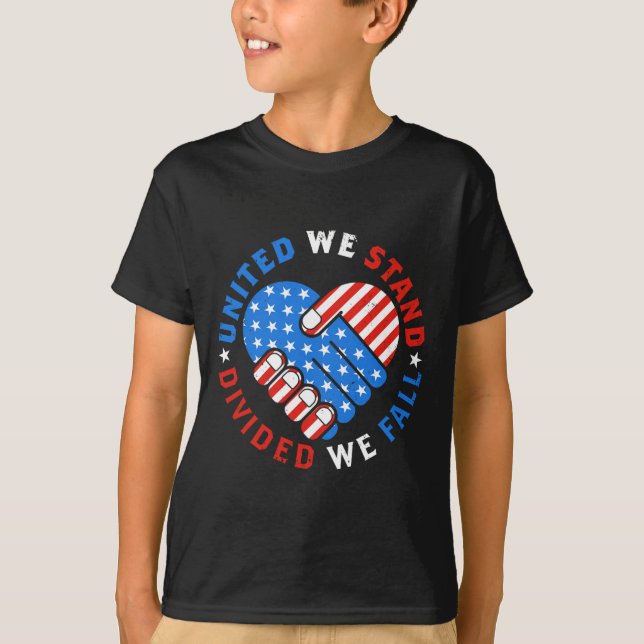 United we stand Divivive Vi Fall US American Flagg T Shirt (Framsida)