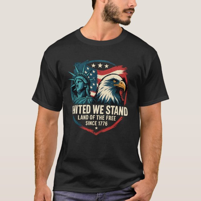 United We stand - Patriotic USA 1776 Eagle T Shirt (Framsida)