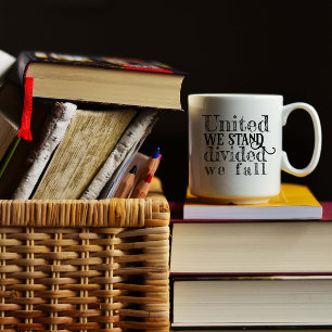 United we står uppmuntrande och säger: kaffemugg