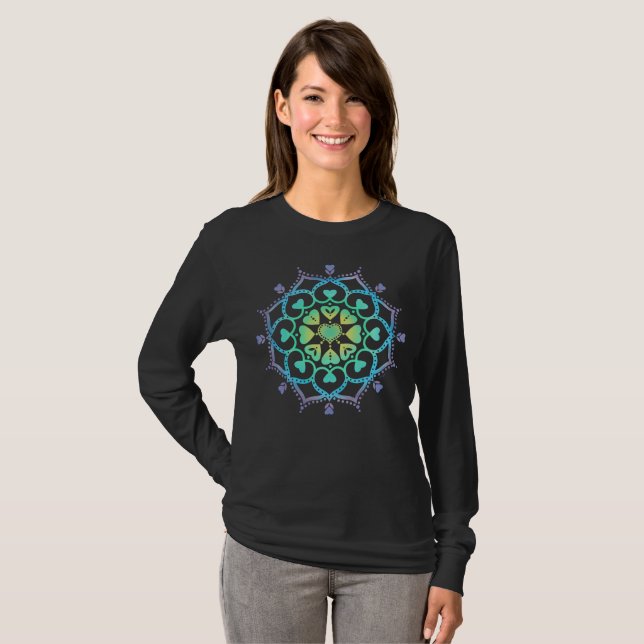 Universal Kärlek Mandala Tee Shirt (Hel framsida)