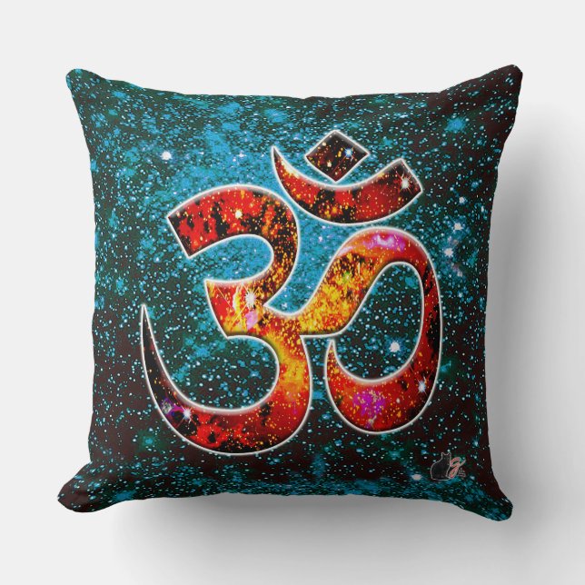 Universal OM Hum Kudde (Framsida)