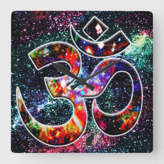 Universal OM Karma Fyrkantig Klocka