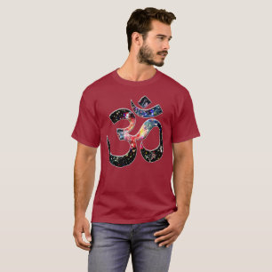 Universell OM Hum T-shirt