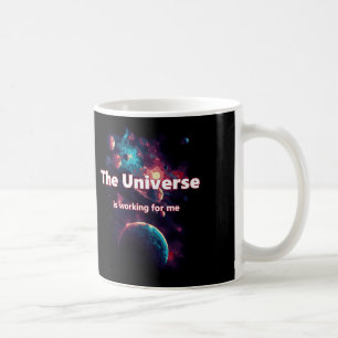 Universum jobbar för mig. kaffemugg